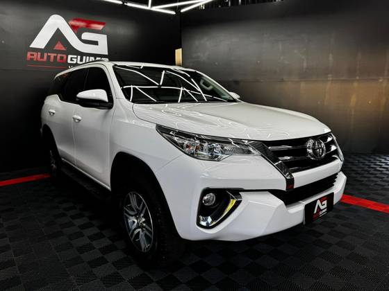 TOYOTA HILUX 2.7 SR 4X2 CD 16V FLEX 4P AUTOMÁTICO